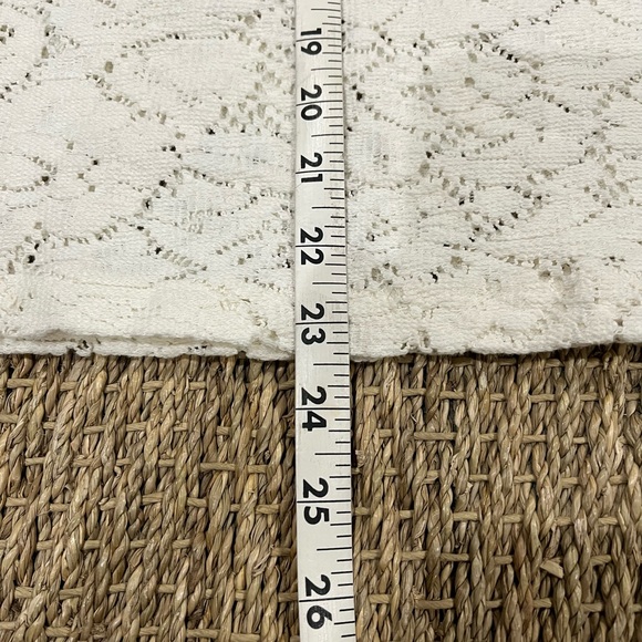 EUC CHICO’s White Lace Top with Long Gathered Bell Sleeves - Picture 9 of 10